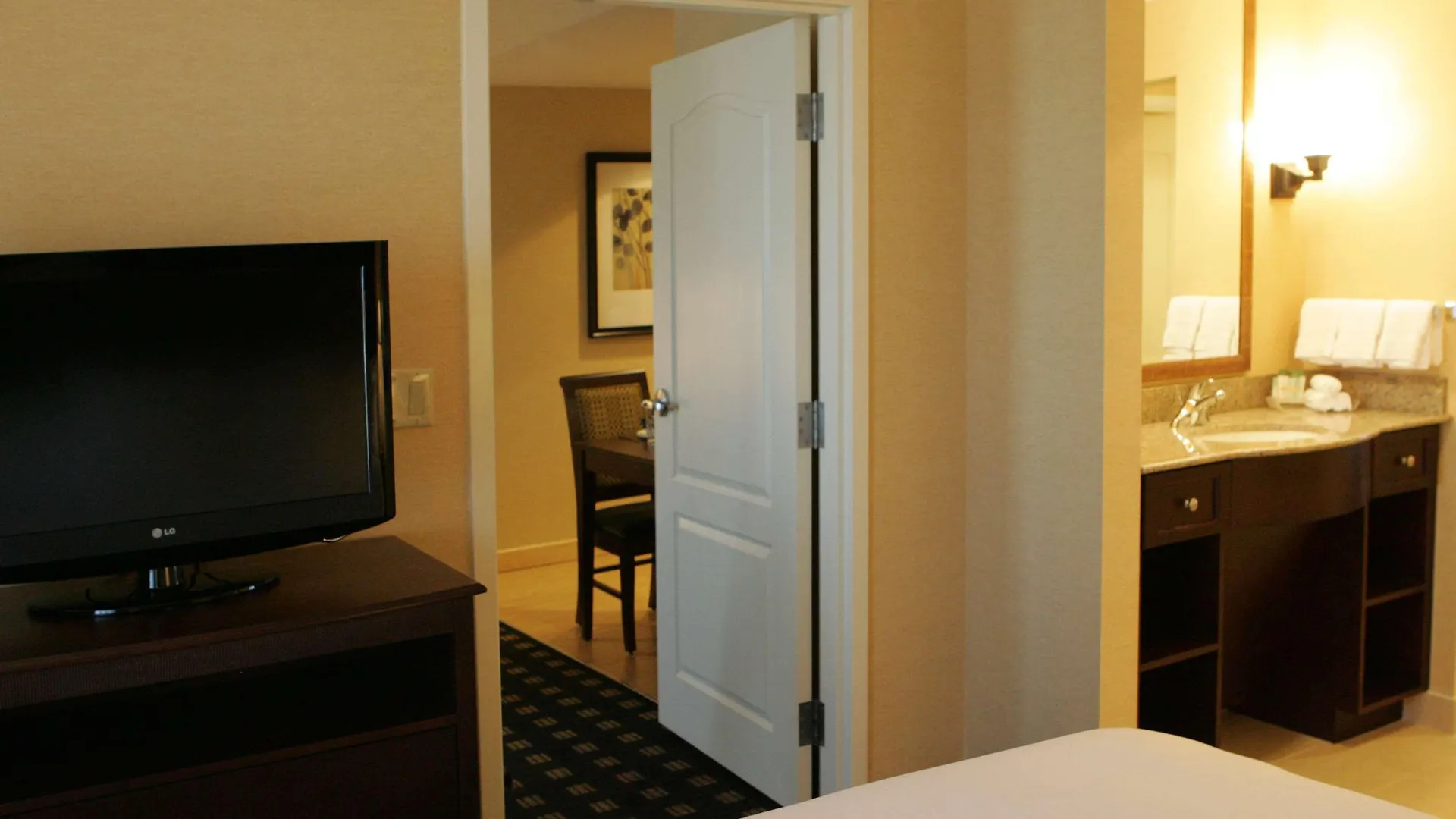 Hotel Homewood Suites By Hilton Toronto Airport Corporate Centre