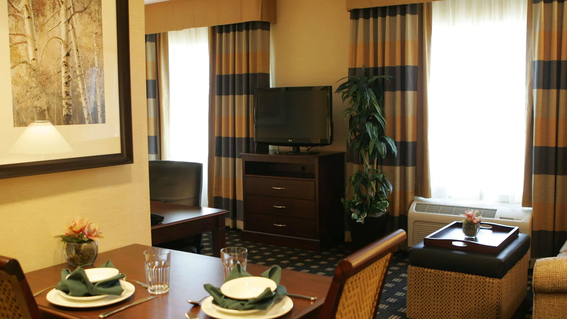 Homewood Suites By Hilton Toronto Airport Corporate Centre
