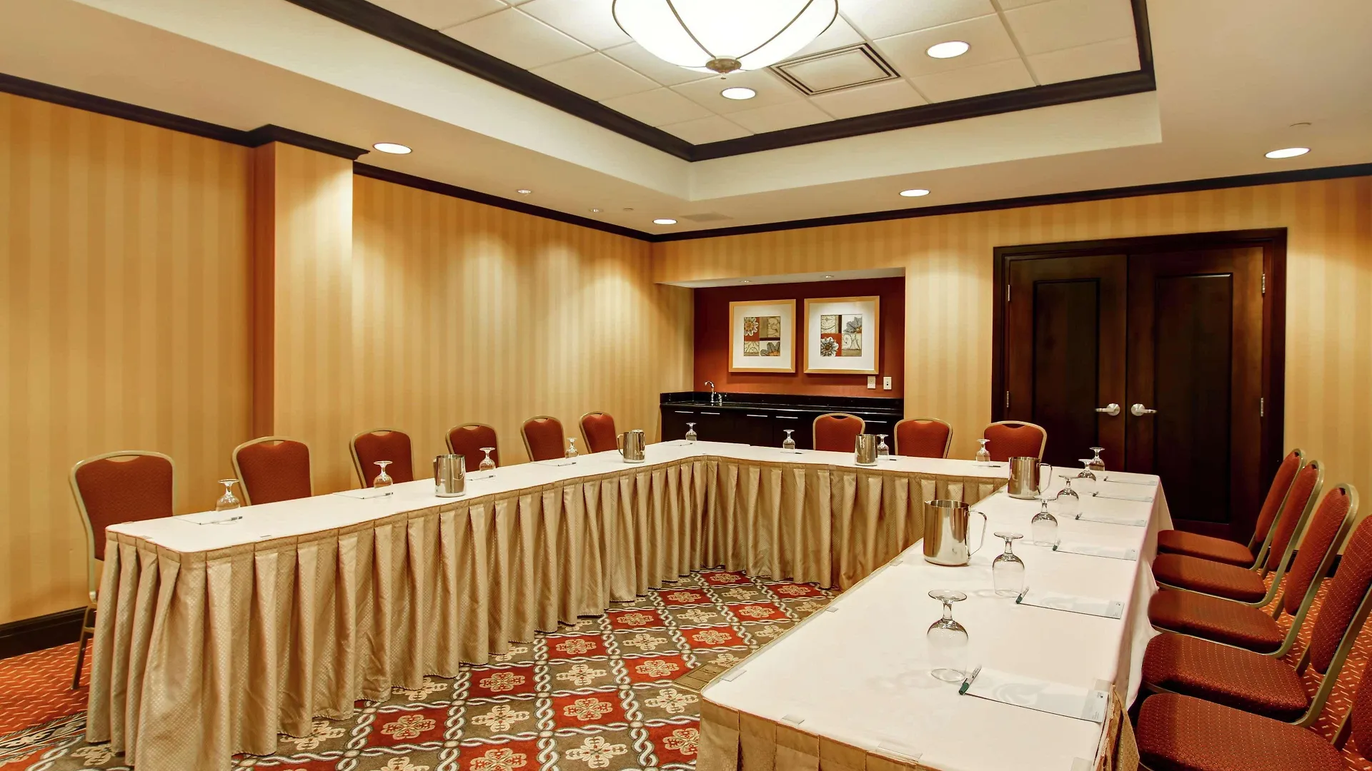 Homewood Suites By Hilton Toronto Airport Corporate Centre 3*,