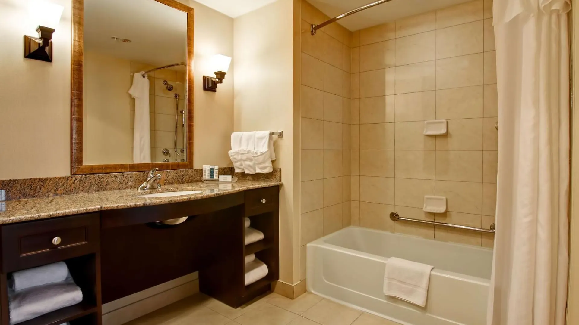Hotel Homewood Suites By Hilton Toronto Airport Corporate Centre