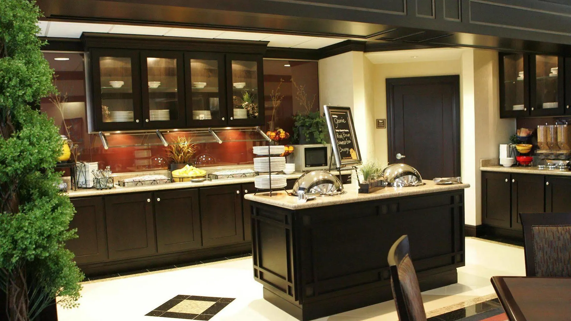 Homewood Suites By Hilton Toronto Airport Corporate Centre Hotel