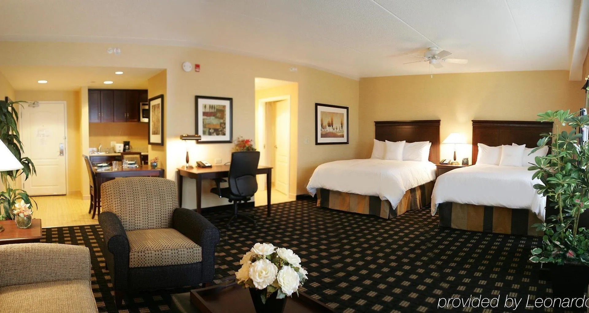Homewood Suites By Hilton Toronto Airport Corporate Centre 3*,