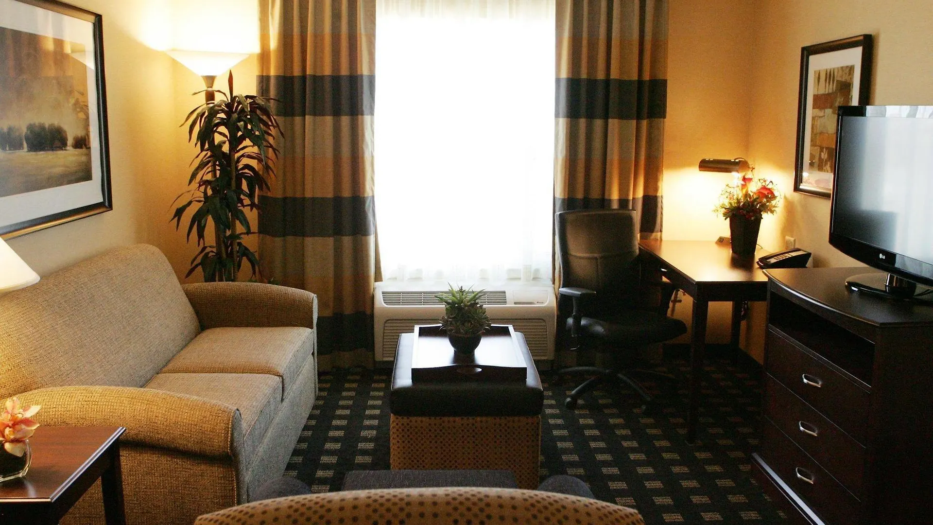 Homewood Suites By Hilton Toronto Airport Corporate Centre