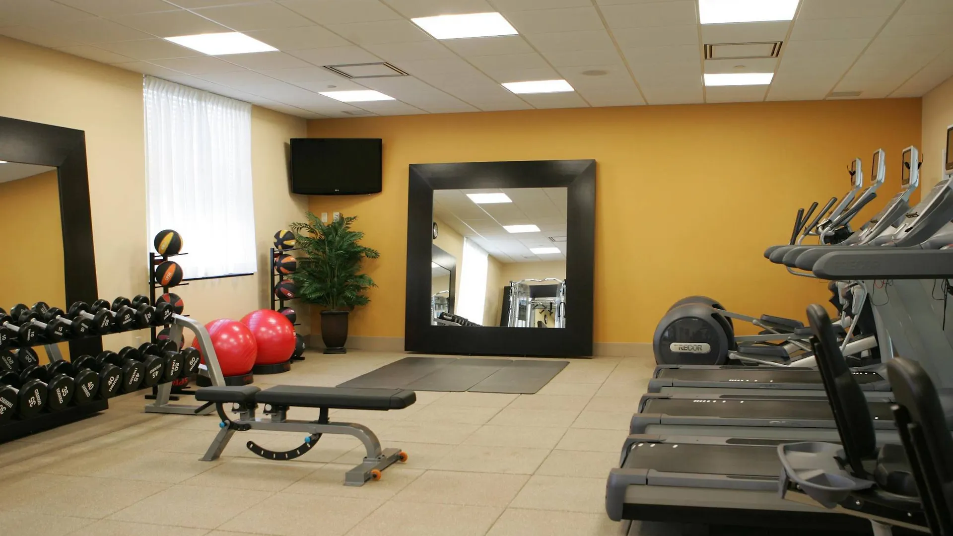 *** Hotel Homewood Suites By Hilton Toronto Airport Corporate Centre Canada