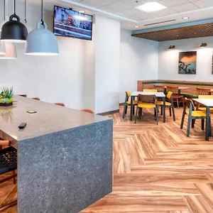 Fairfield & By Marriott Airport Canada